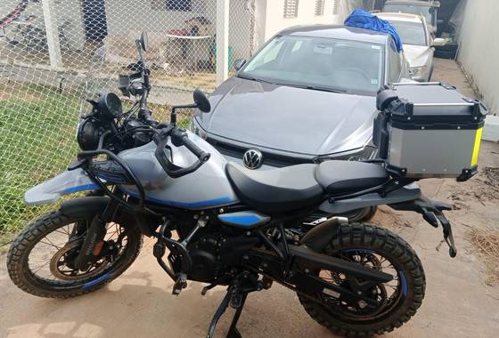 ROYAL ENFIELD HIMALAYAN 450 SLATE POPPY BLUE ROYAL ENFIELD HIMALAYAN 450 SLATE POPPY BLUE